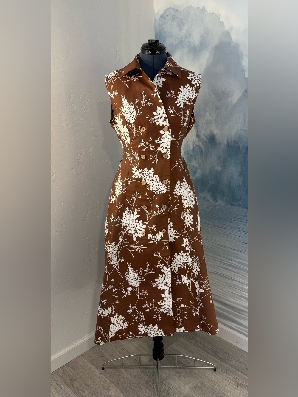Sleeveless Brown Floral Midi Dress with Button-Front Detail #401